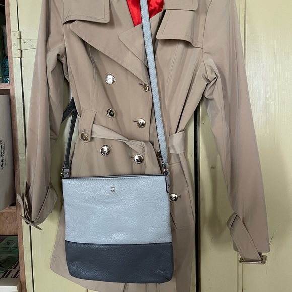 kate spade Handbags - Kate Spade grey crossbody bag